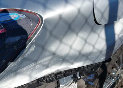 2015 Mercedes-Benz C 300 Luxury 4Matic из США, поврежденный, VIN 55SWF4KB3FU087920